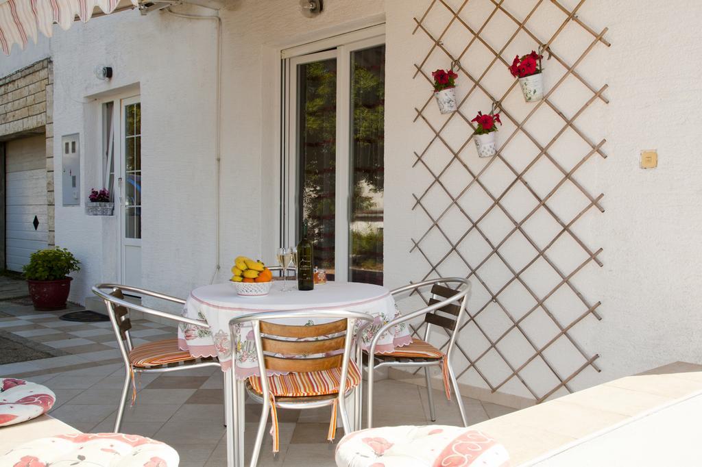 Apartments Marija Vrbnik Dış mekan fotoğraf