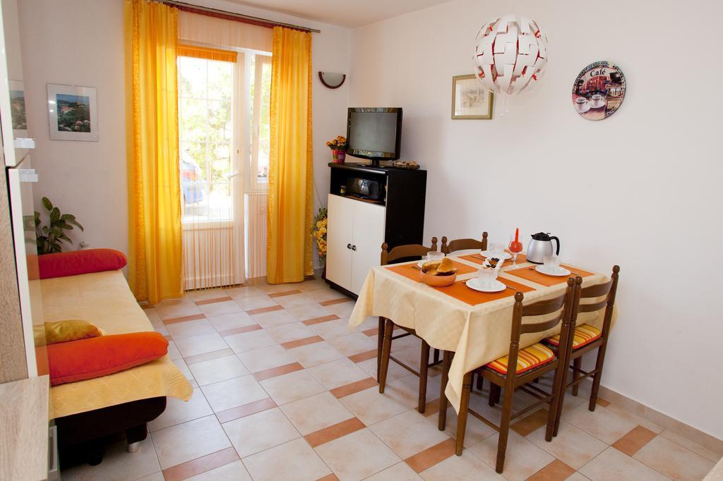 Apartments Marija Vrbnik Dış mekan fotoğraf