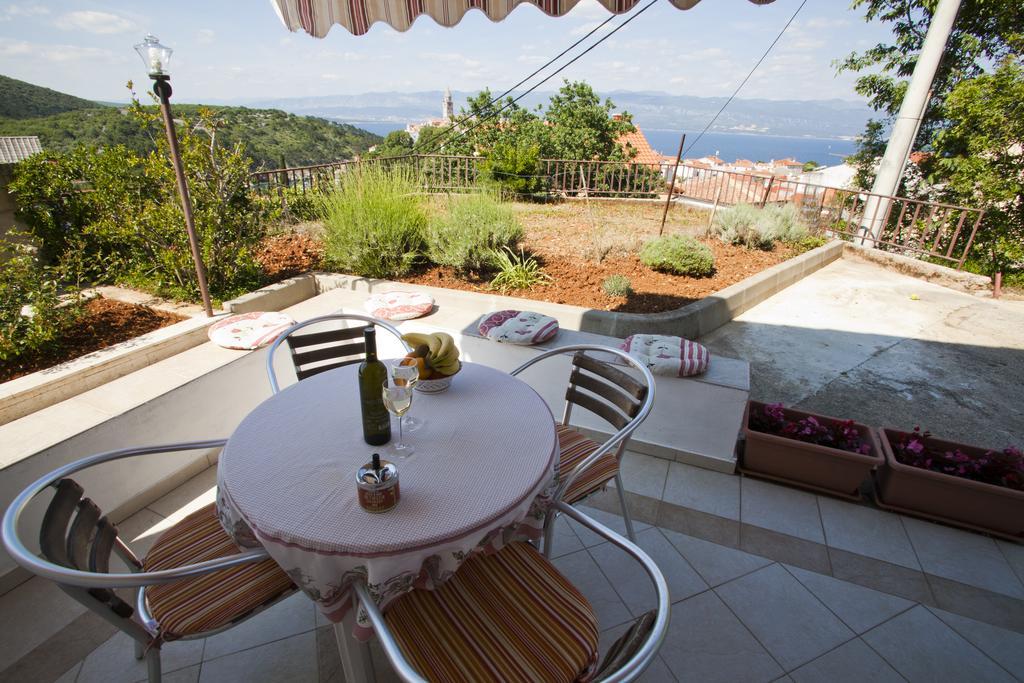 Apartments Marija Vrbnik Dış mekan fotoğraf