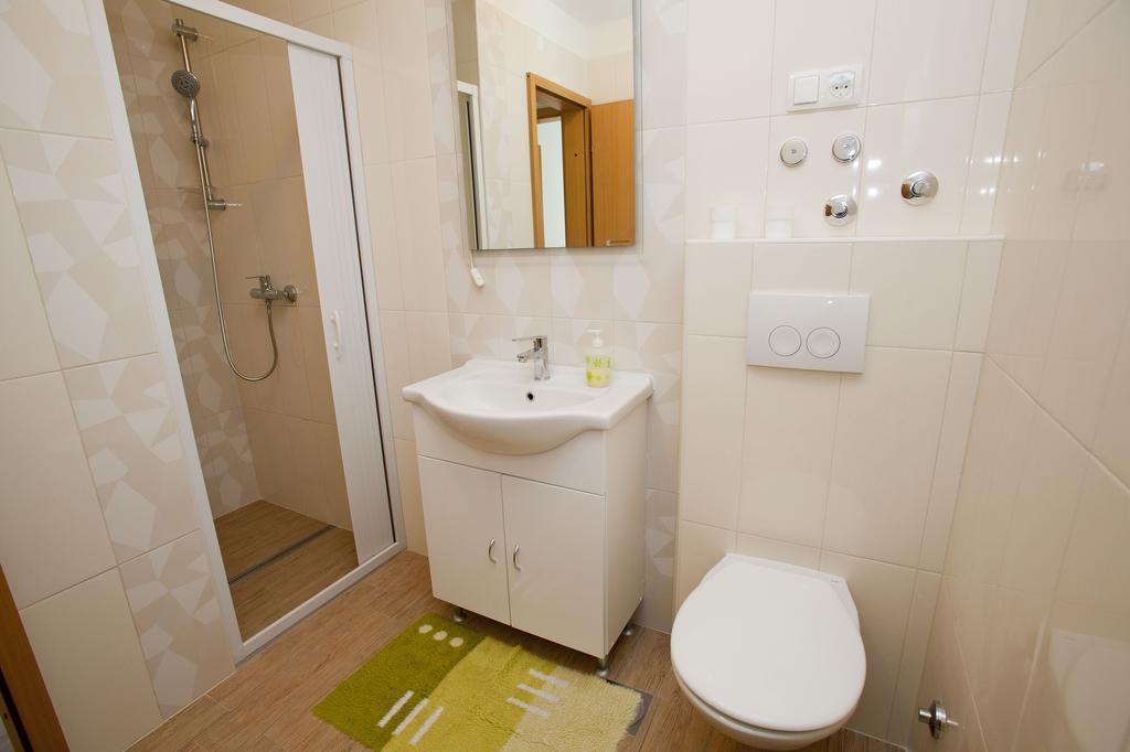 Apartments Marija Vrbnik Dış mekan fotoğraf